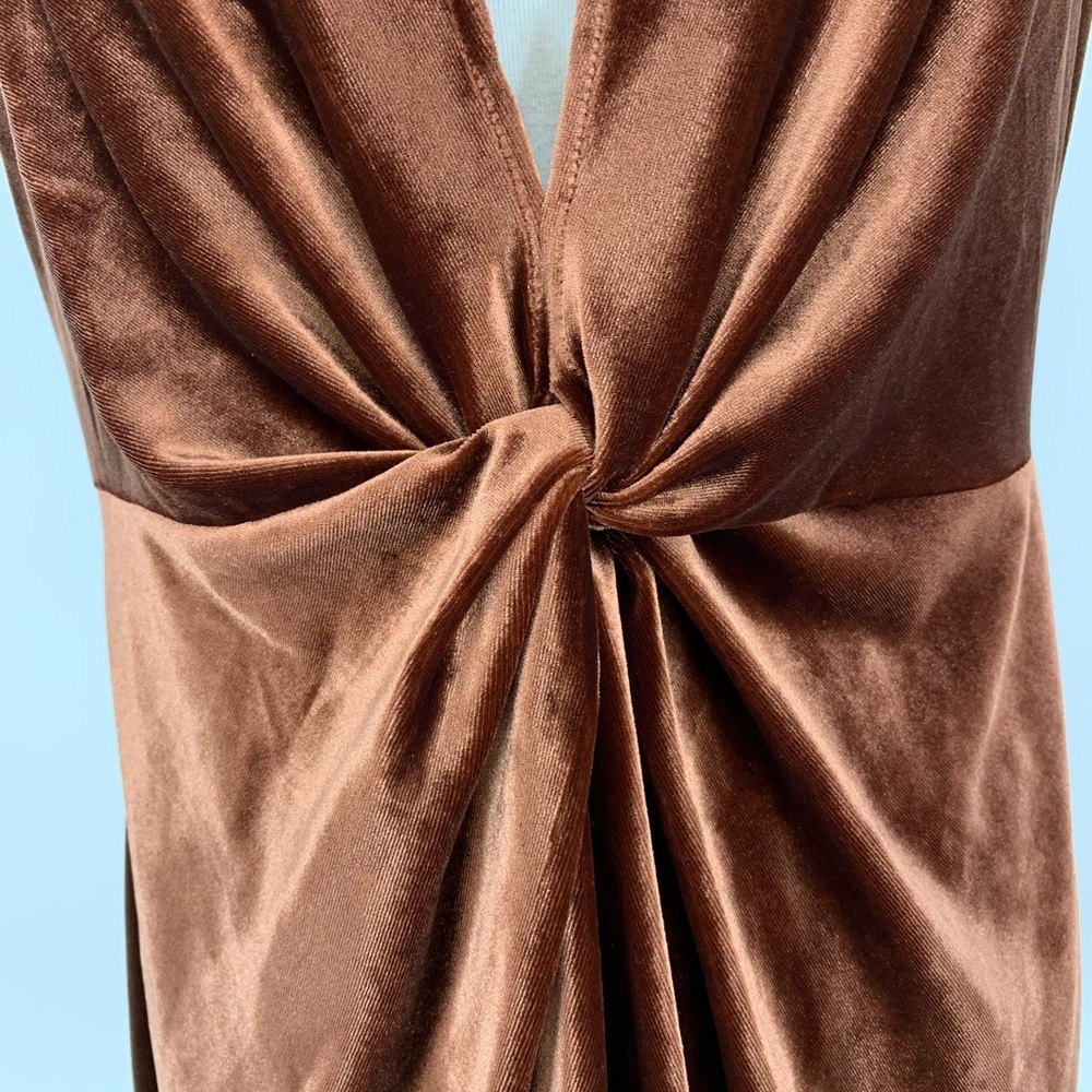 4SI3NNA Knotted Choker Romper M Dusty Copper  Sleeveless Partywear Velvet Luxe - Picture 4 of 7